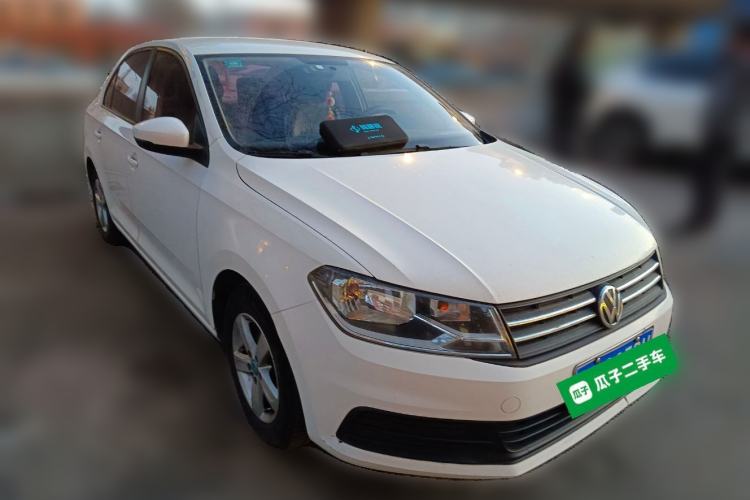 Used Volkswagen Santana 2016 1.6L Manual Fashion Edition Front Right 45 Deg