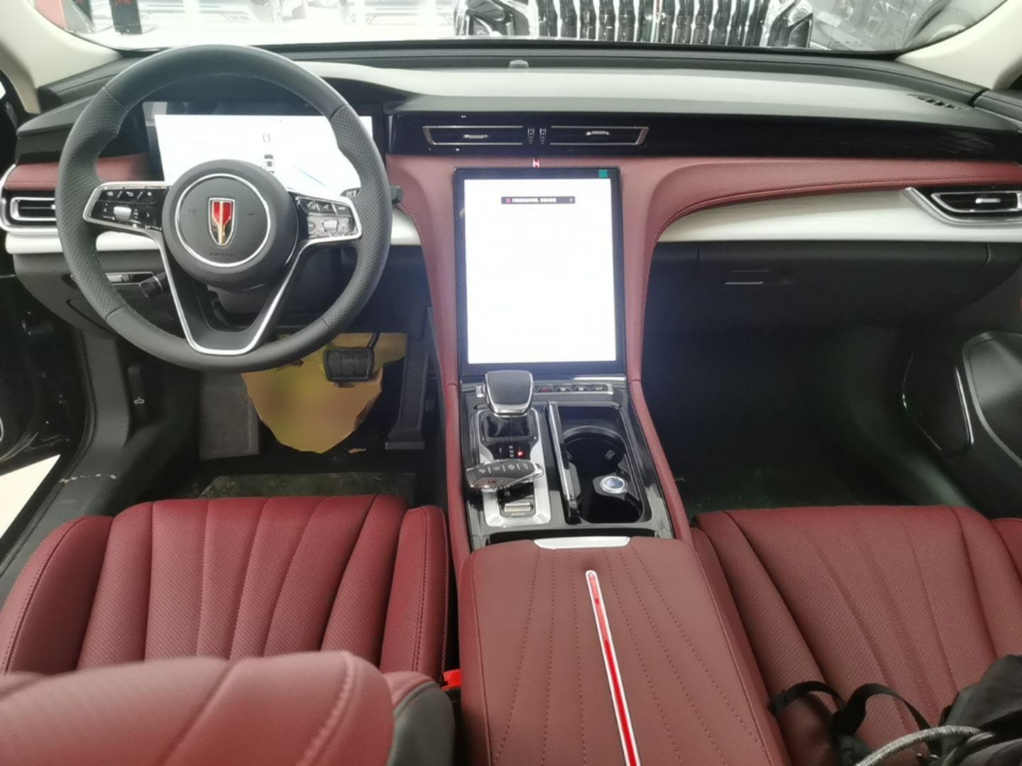 Hongqi H5 PHEV 2025 130 Super Hybrid Version — снимка 12
