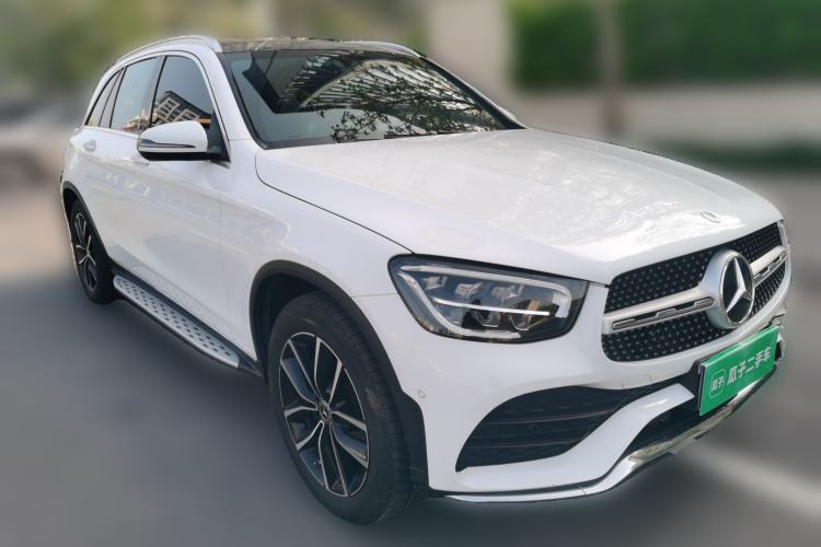 Used Mercedes-Benz GLC 2021 GLC 260 L 4MATIC Luxury Model Front Right 45 Deg