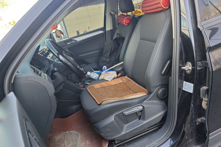 Used Volkswagen Tiguan L 2019 330TSI Automatic Two-Wheel Drive Luxury Edition China VI Standard