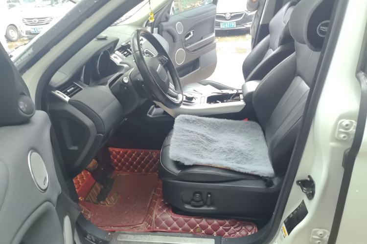 Used Land Rover Range Rover Evoque 2018 240 PS SE Smart Brilliance Edition
