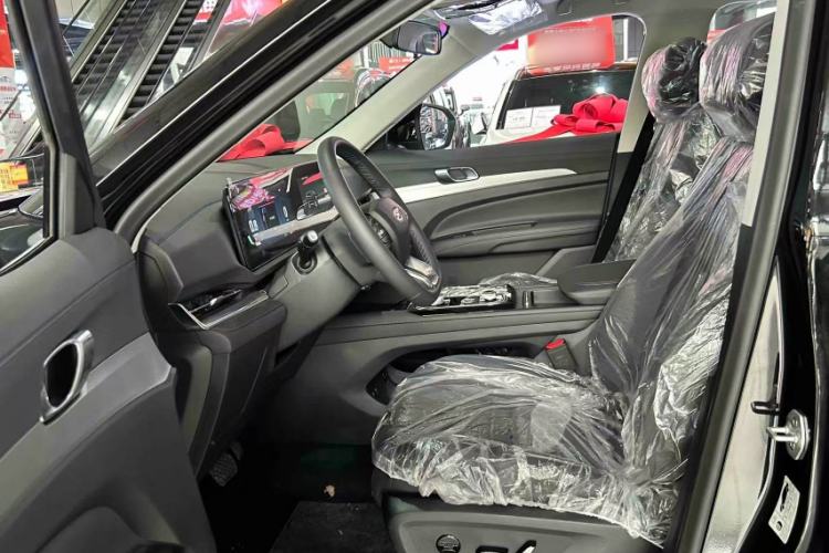 Used Ford Equator Sport 2025 EcoBoost 170 Premier Edition Interior 3