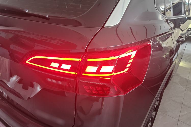 Used Volkswagen Tayron 2020 330TSI Two-Wheel Drive Luxury Smart Connectivity Version