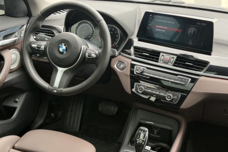 Used BMW X1 2020 sDrive25Li Leading Model Interior 2