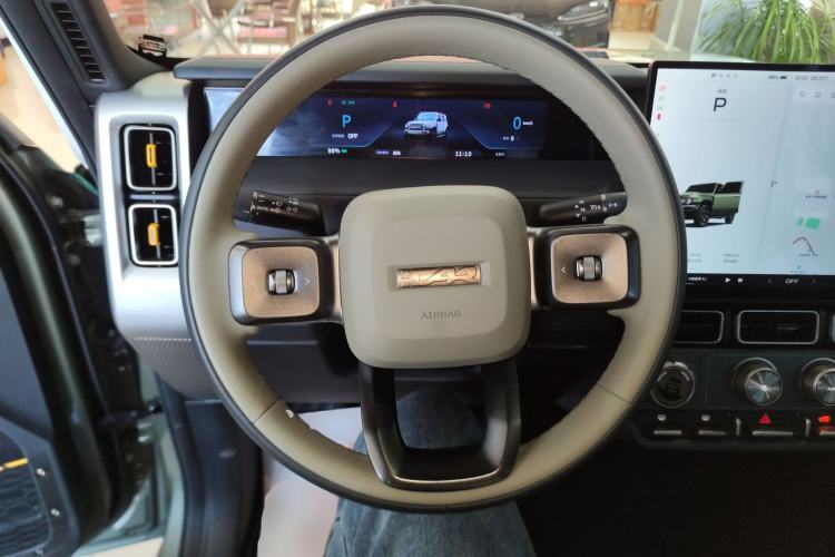 Used iCAR V23 2025 501 Four-Wheel Drive Advanced Version