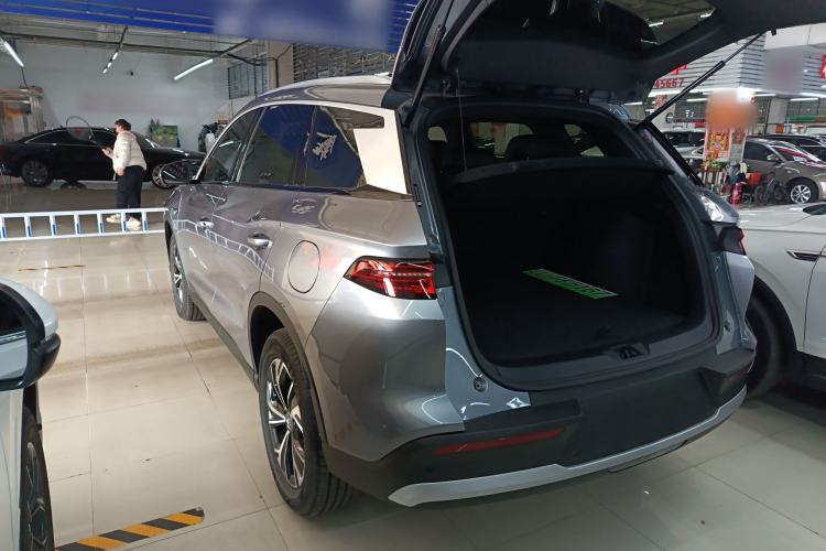 Used BYD Song Pro New Energy 2025 2nd Generation Intelligent Driving Version DM-i 75KM Leading Edition Rear Left 45 Deg