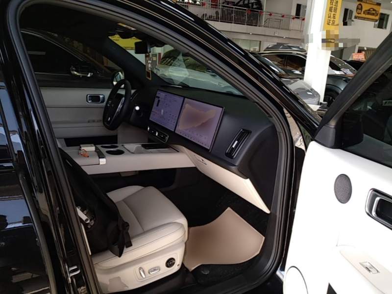 Used Li Auto L6 2024 Pro Model — 24