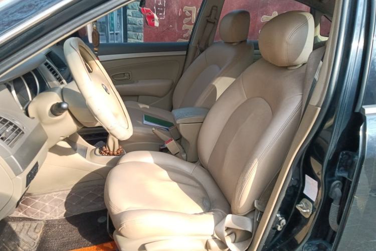 Used Nissan Sylphy 2012 Classic 1.6XE Manual Comfort Edition Left Front Seat