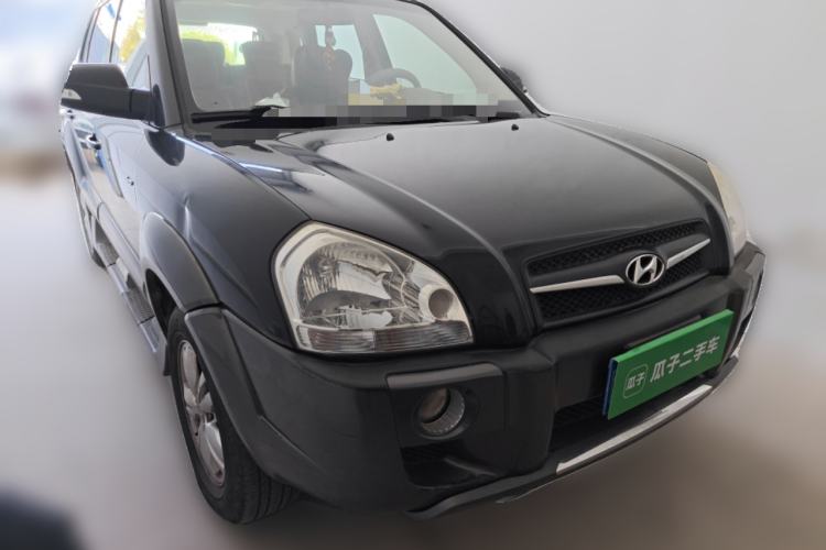 Used Hyundai Tucson 2009 2.0L Automatic Two-Wheel Drive with Sunroof