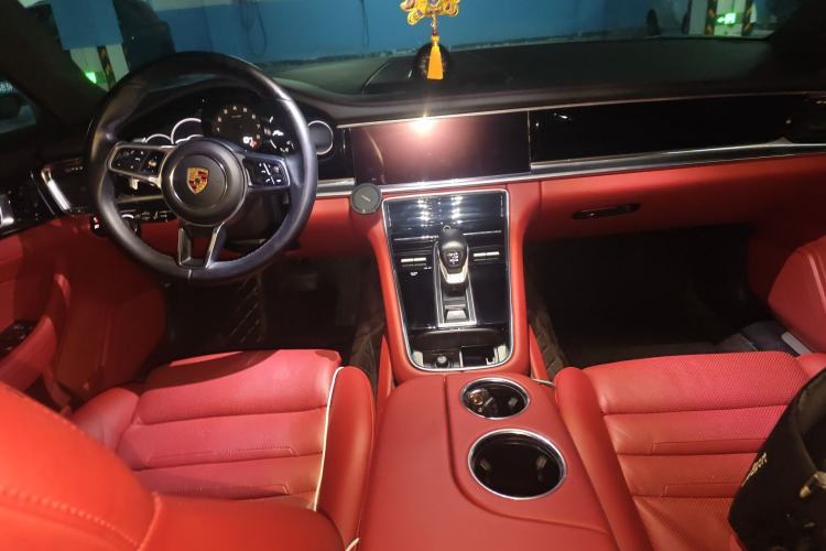 Used Porsche Panamera 2019 Panamera 2.9T Center Console
