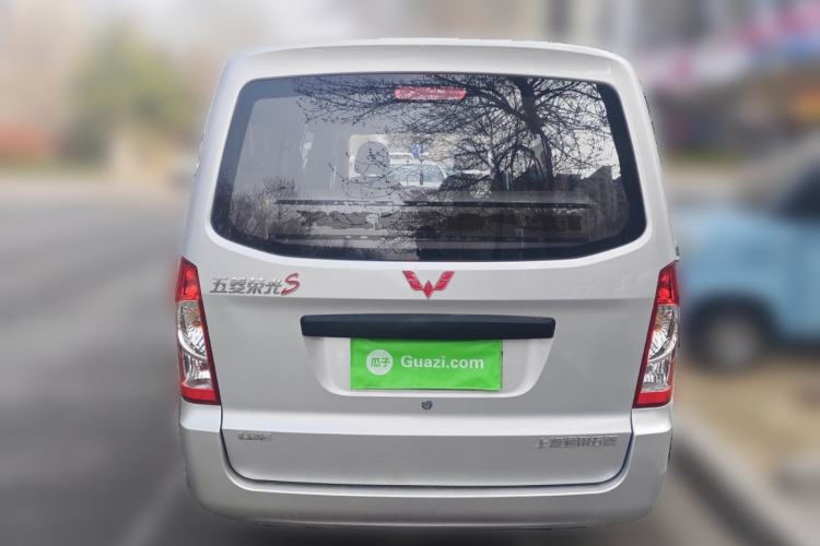 Used Wuling Rongguang S 2021 1.2L Base Model 7-Seater LSI