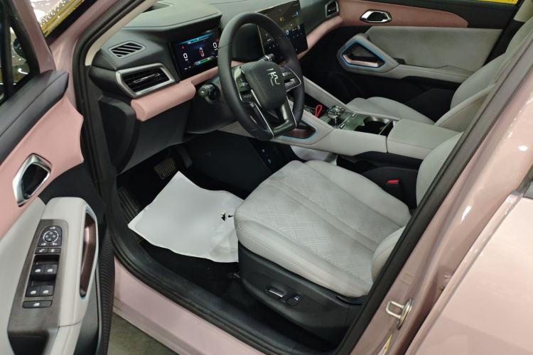 Used BYD Yuan UP 2024 401KM Beyond Edition
