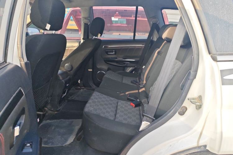 Used Haval H5 Classic 2015 2.0T Manual Two-Wheel Drive Advanced Version Left Rear Seat