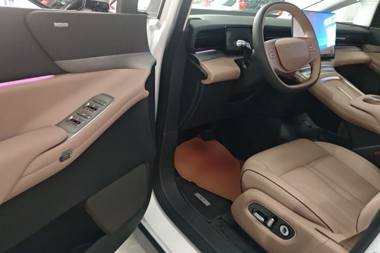 Used XPeng X9 2025 740 Ultra-Long Range Max