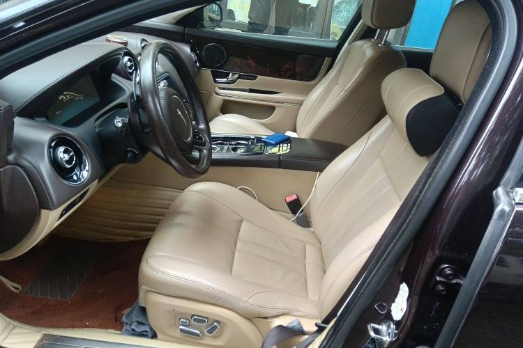 Used Jaguar XJ 2011 XJL 3.0 Panoramic Business Edition Left Front Seat