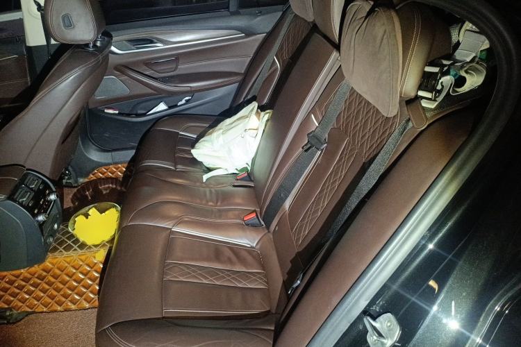 Used BMW 5 Series 2018 530Li Luxury Edition Premium Package Left Rear Seat