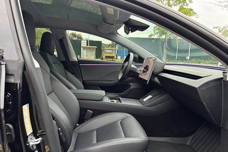 Used Tesla Model 3 2025 Rear-Wheel-Drive Version