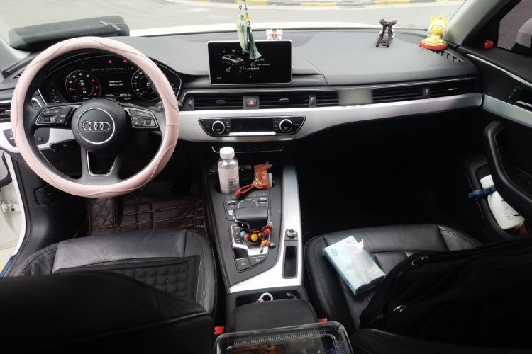 Used Audi A4L 2019 40 TFSI Fashion Edition China VI Emission Standard