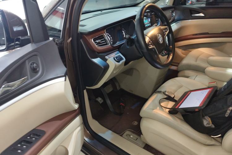 Used Buick GL8 2018 28T Luxury Model China VI Standard