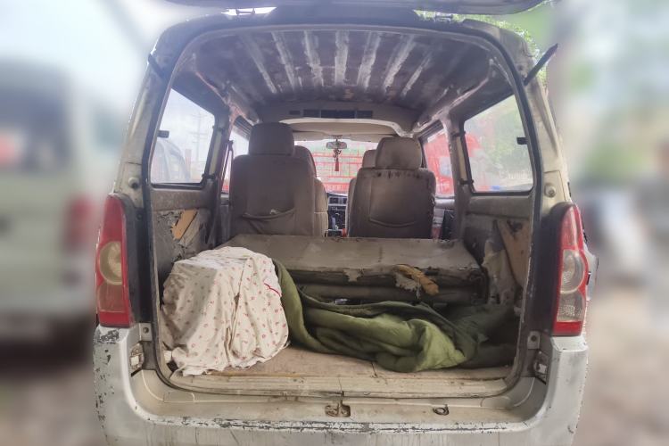 Used Wuling Rongguang 2011 1.2L Base Version
