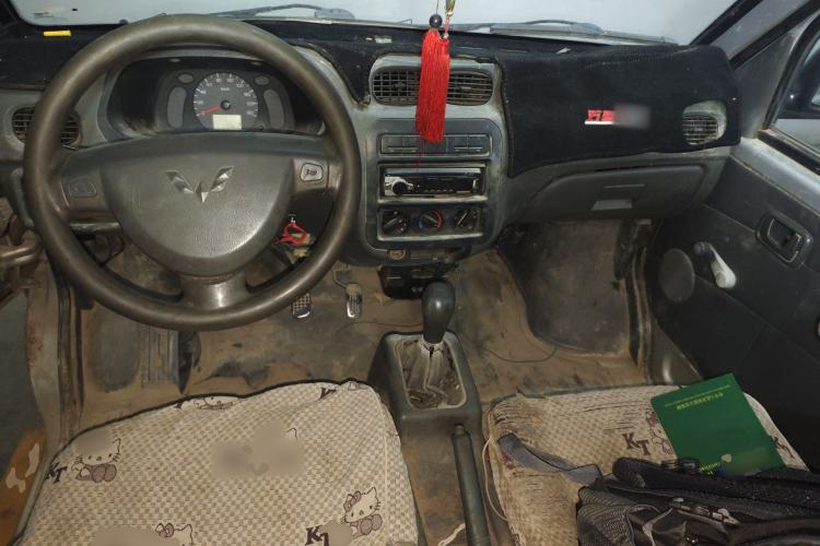 Used Wuling Zhiguang 2010 1.0L New Version Practical Short-Body L2Y
