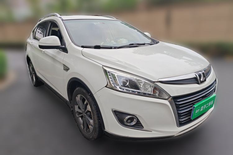 Used Luxgen U6 SUV 2017 1.8T Fashion-Upgraded Model Front Right 45 Deg