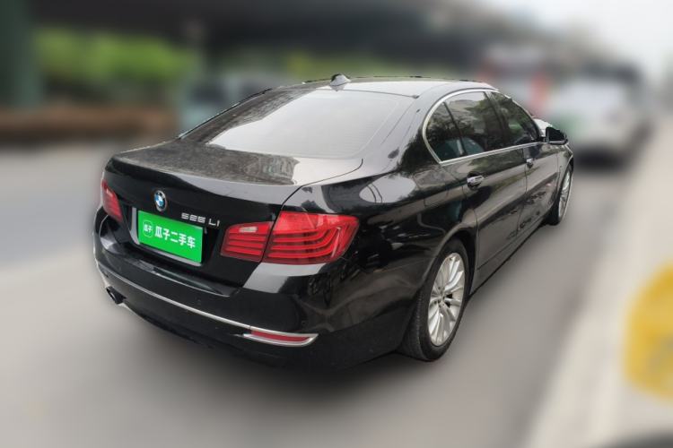 Used BMW 5 Series 2014 525Li Luxury Design Package
