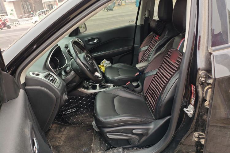 Used Jeep Compass 2017 200T Automatic Family Enjoyment Four-Wheel Drive Edition
