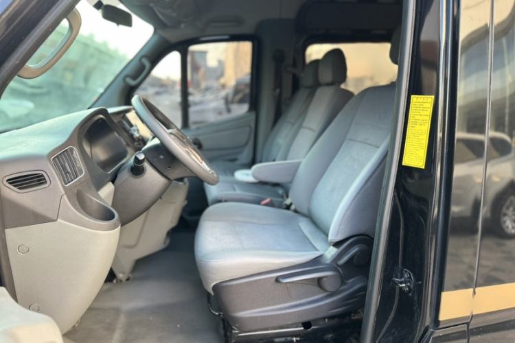 Used Foton Toano 2023 2.0T Manual Jixiang Long Wheelbase Mid-Top Rear Single Tire 7/9-Seater
