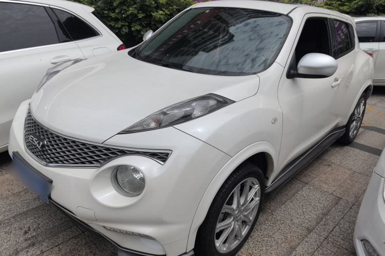 Used Infiniti ESQ 2014 1.6L Spontaneous Edition