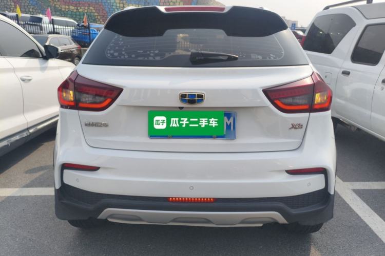 Used Geely Auto Vision X3 2019 Upgraded Model 1.5L Manual Elite Version
