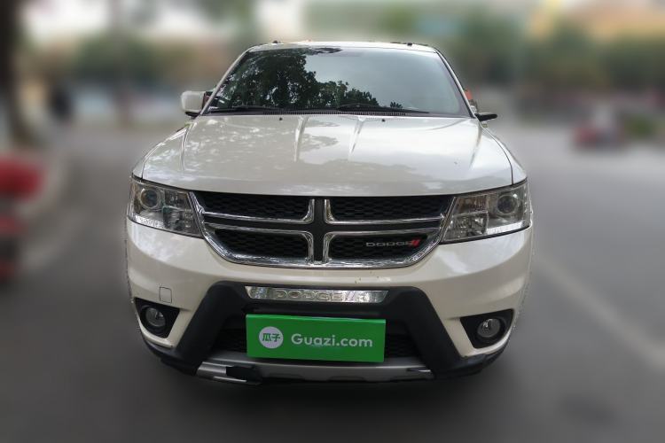 Used Dodge Journey 2013 2.4L Two-Wheel Drive Luxury Version