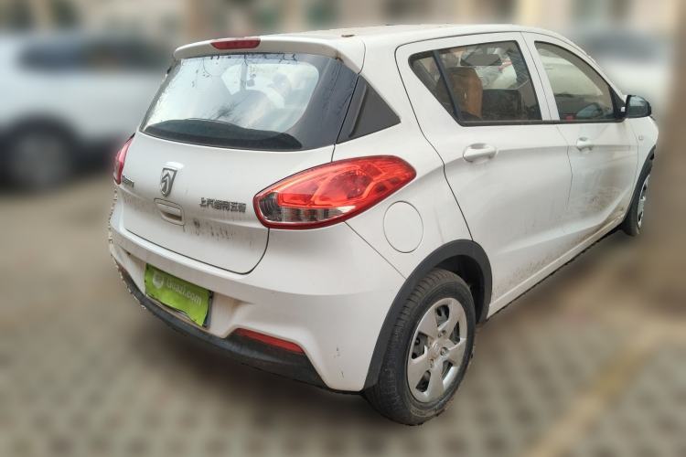 Used Baojun 310 2016 1.2L manual Comfort trim level