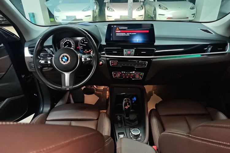 Used BMW X1 2021 sDrive25Li Leading Model Center Console