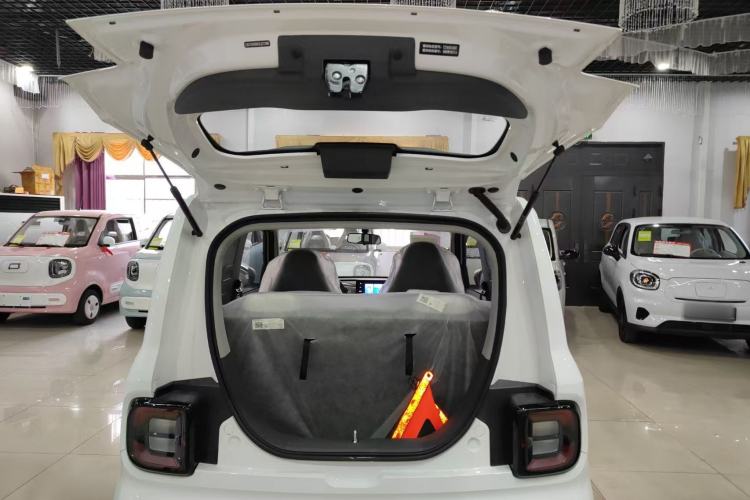 Used Geely Galaxy Panda 2025 210 km – Yuanqi Bear Trunk