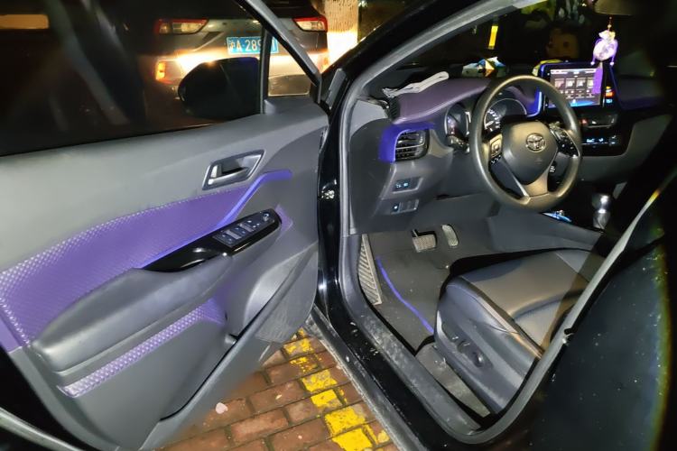 Used Toyota C-HR 2020 2.0L Leading Edition Driver Seat