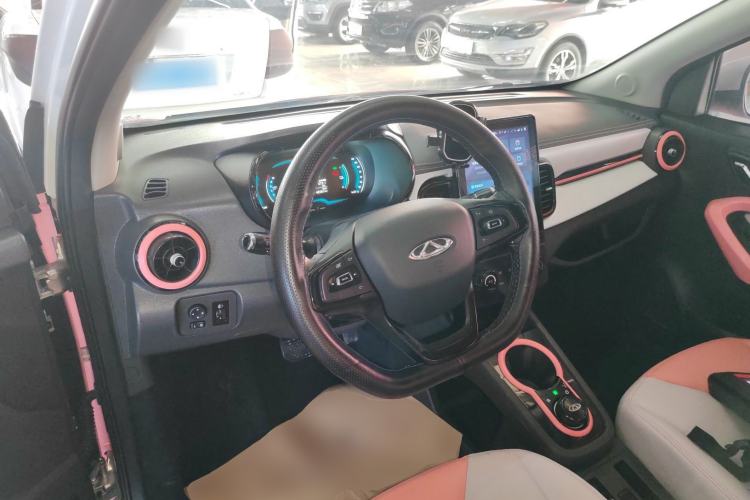 Used Chery Little Ant 2022 300 000 Yuan "Ant Fan" Edition "Extra Sweet" Version Lithium Iron Phosphate 29.2 kWh 30 kW 301 km