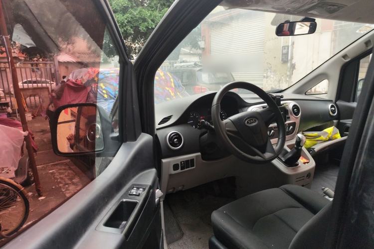 Used JAC Refine M3 2018 1.6L Express Edition 7-Seater
