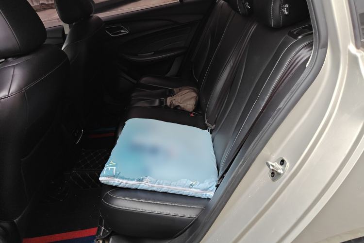 Used Roewe i5 2020 1.5L Automatic 4G Connect Luxury Flagship Edition