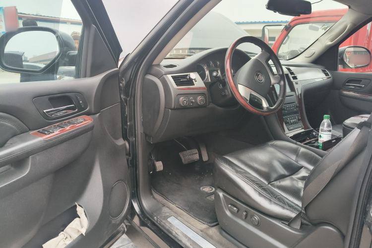 Used Cadillac Escalade 2009 6.0 Hybrid
