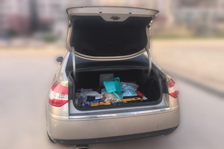 Used Citroen C5 2011 2.3L Automatic Zunyu Version
