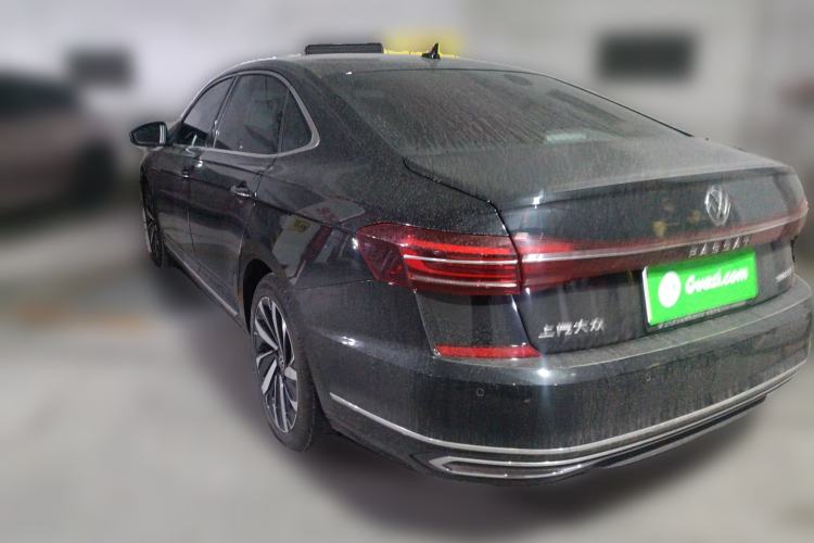 Used Volkswagen Passat 2023 Facelift 330TSI Luxury Edition
