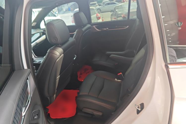 Used Cadillac XT6 2022 2.0T Six-Seater Four-Wheel Drive Luxury Version