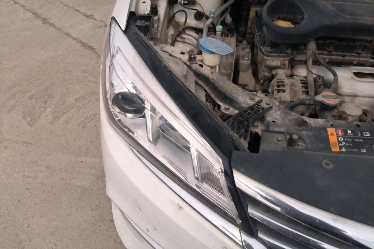 Used Roewe 360 2018 PLUS 1.5L Automatic Luxury Edition Right Front Headlight