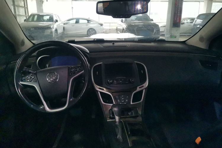 Used Buick LaCrosse 2013 2.0T SIDI Smart Luxury Flagship Edition Center Console