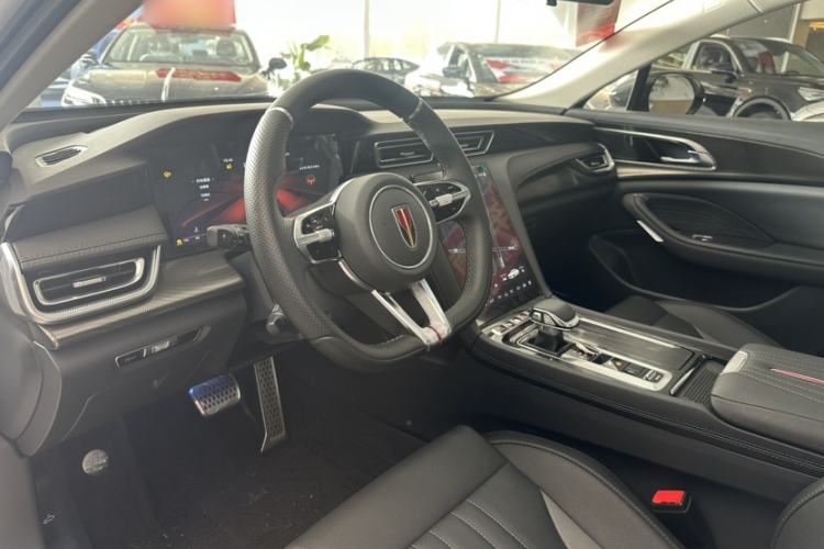 Used Hongqi H6 2024 2.0T ZhiMei Edition