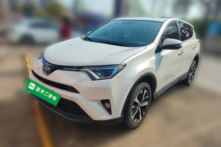 Used Toyota RAV4 2016 2.0L CVT Two-Wheel Drive Fashion Edition China V Standard