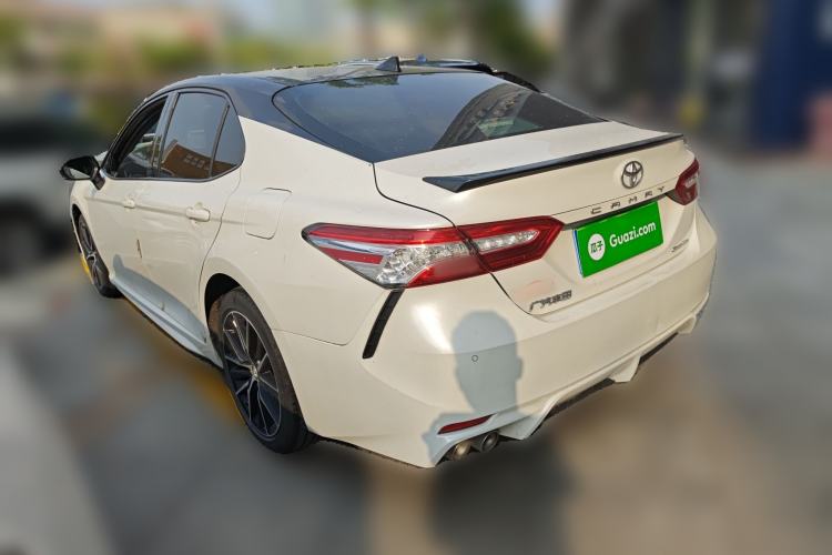 Used Toyota Camry 2023 2.0S FENGSHANG Edition
