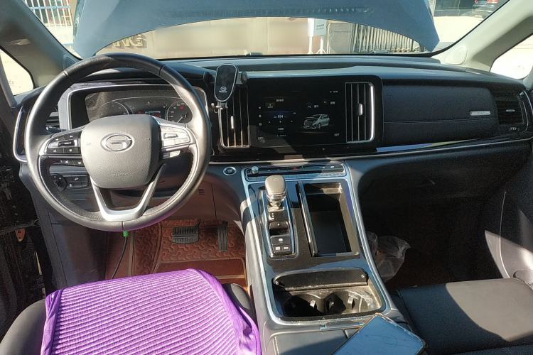 Used GAC Trumpchi M8 2023 Lingxiu Series 390T Deluxe Edition Center Console