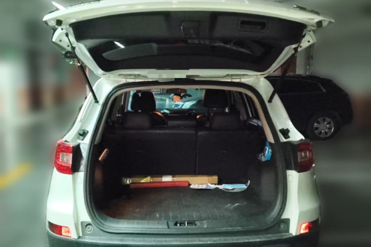 Used CHANGAN CS75 2014 1.8T Automatic Elite Model China IV Standard Trunk